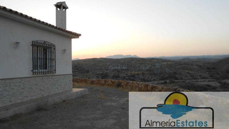 For sale of villa in Taberno
