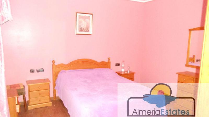 For sale of villa in Taberno