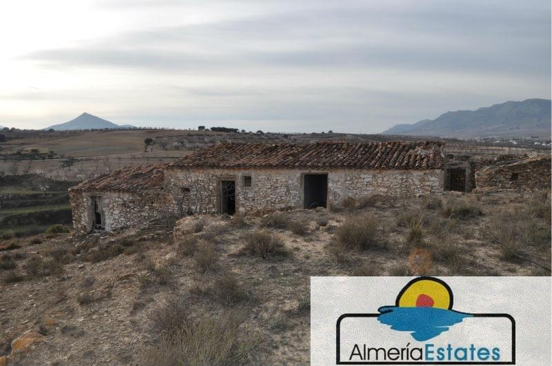 Venta de villa en Chirivel