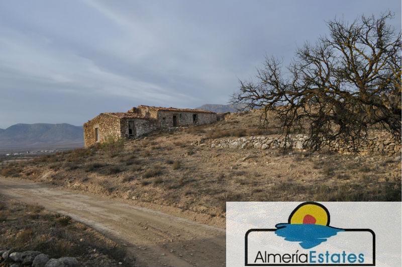 Venta de villa en Chirivel