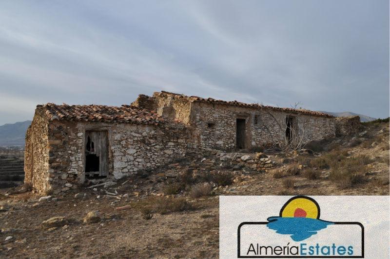 Venta de villa en Chirivel