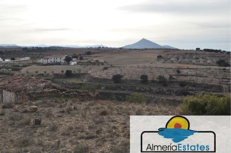 Venta de villa en Chirivel