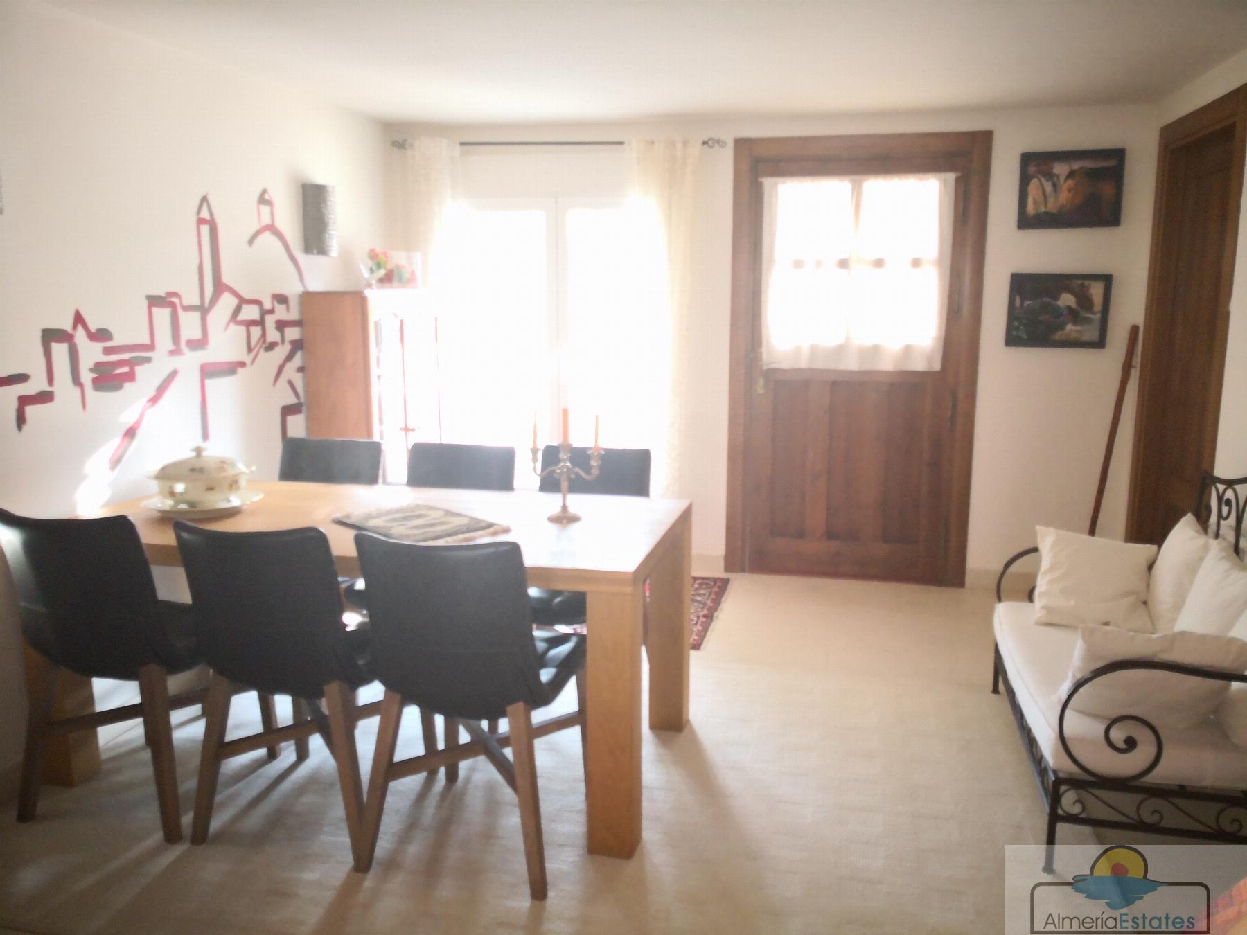 Venta de villa en Taberno