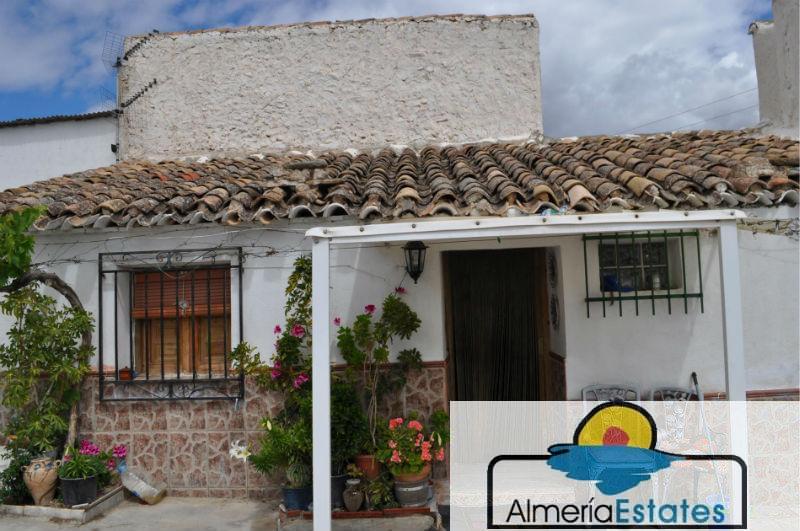 Venta de villa en Cantoria