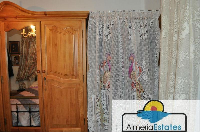 Venta de villa en Cantoria