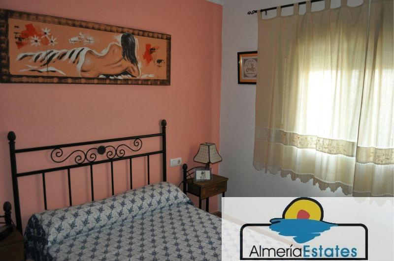 For sale of house in Zurgena