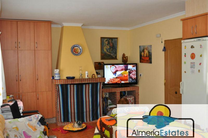 For sale of house in Zurgena