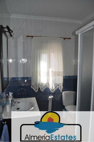 For sale of house in Zurgena