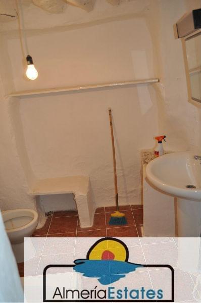 For sale of house in Albánchez