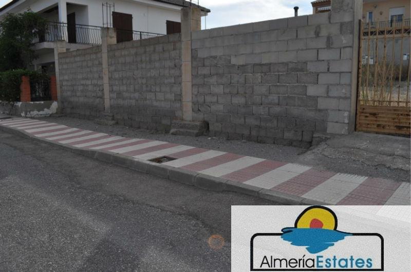 Venta de terreno en Cantoria