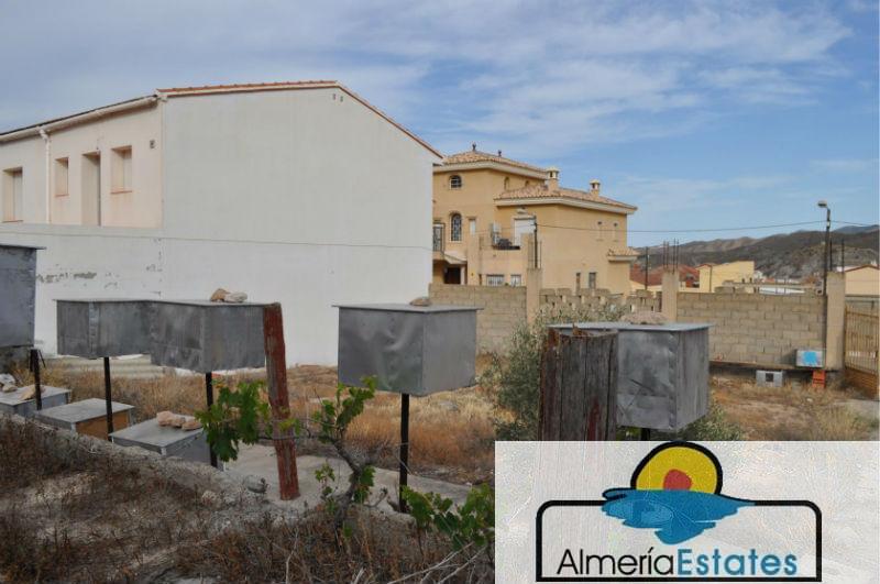 Venta de terreno en Cantoria