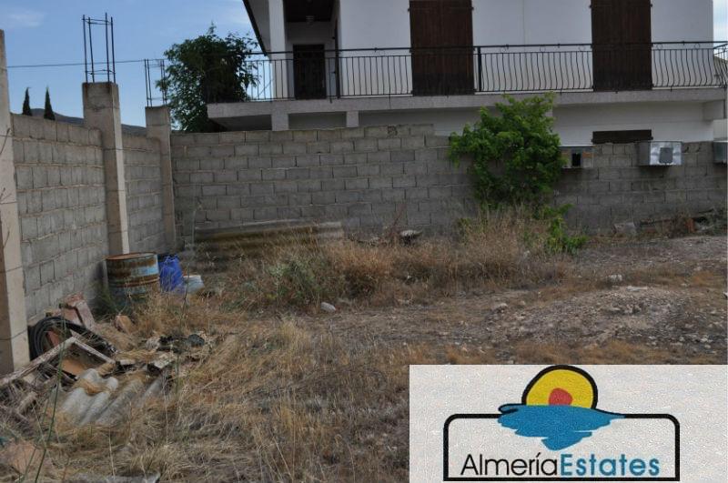 Venta de terreno en Cantoria