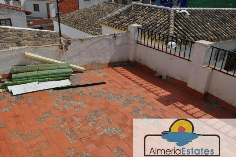 For sale of house in Purchena