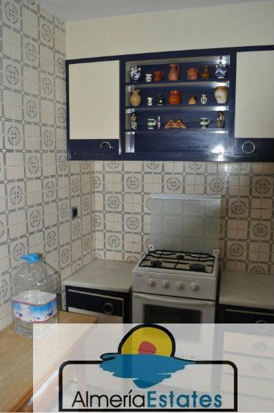 For sale of house in Purchena