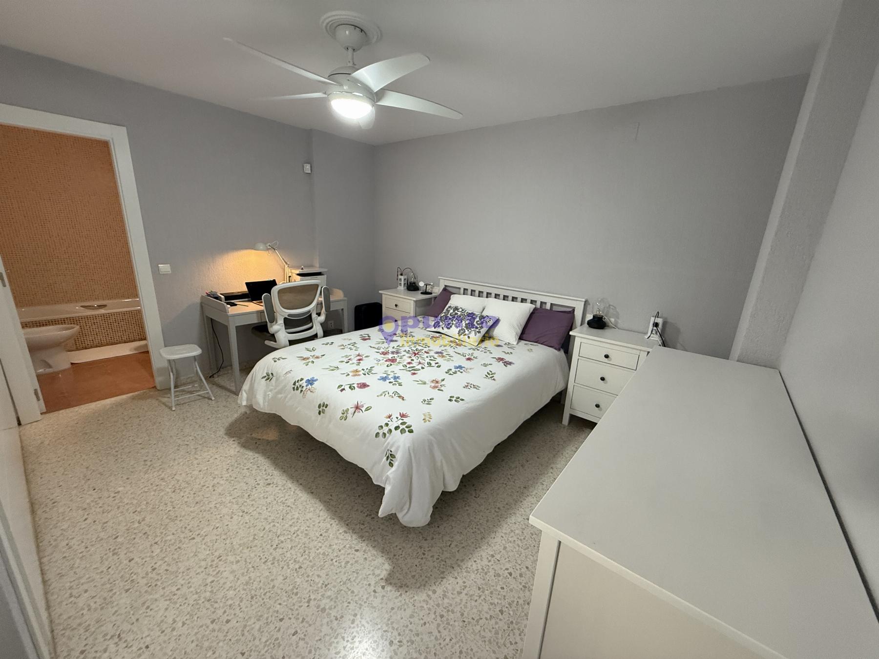 For sale of flat in Jerez de la Frontera