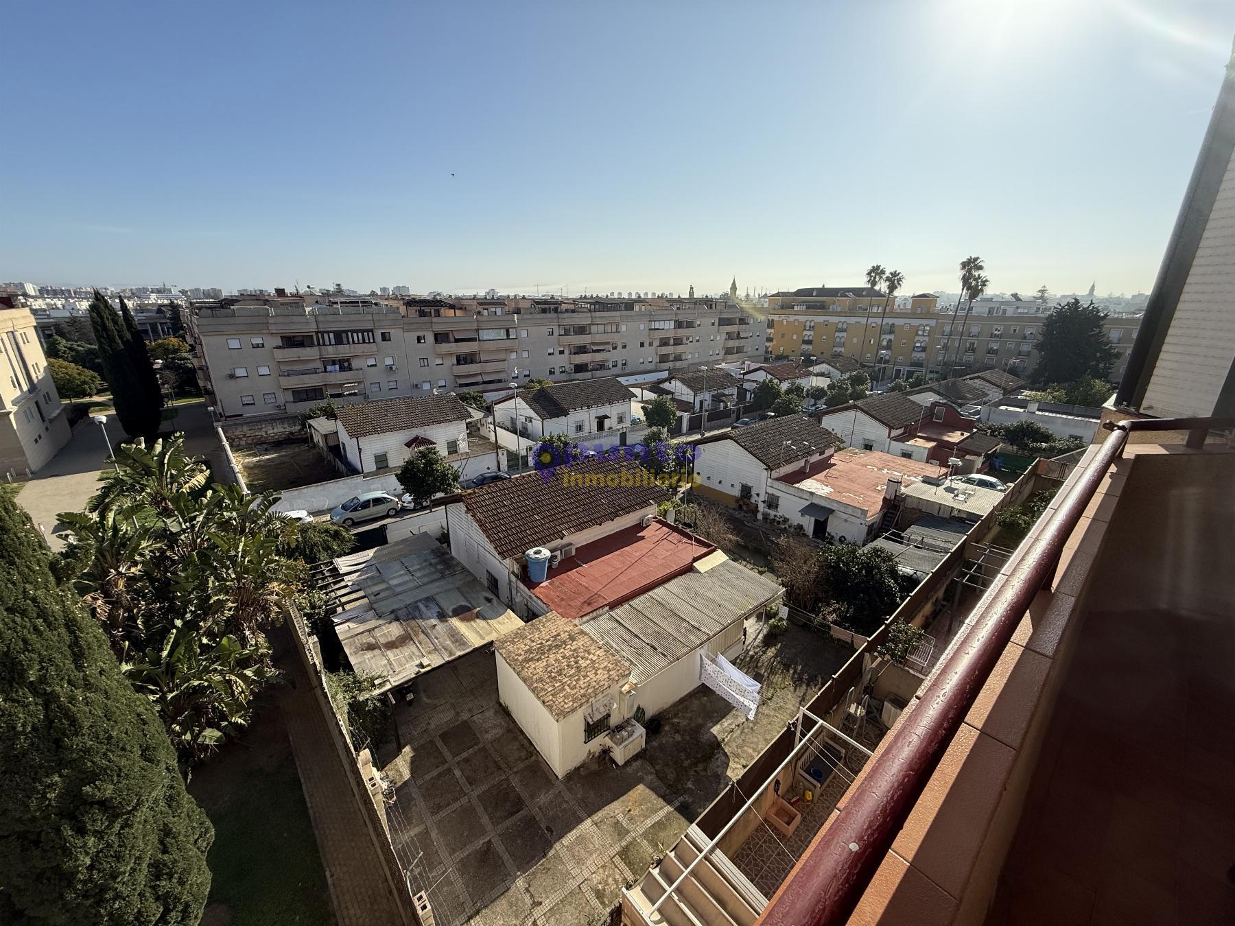 For sale of flat in Jerez de la Frontera