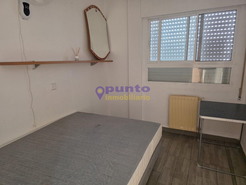 Venta de piso en Torres de la Alameda