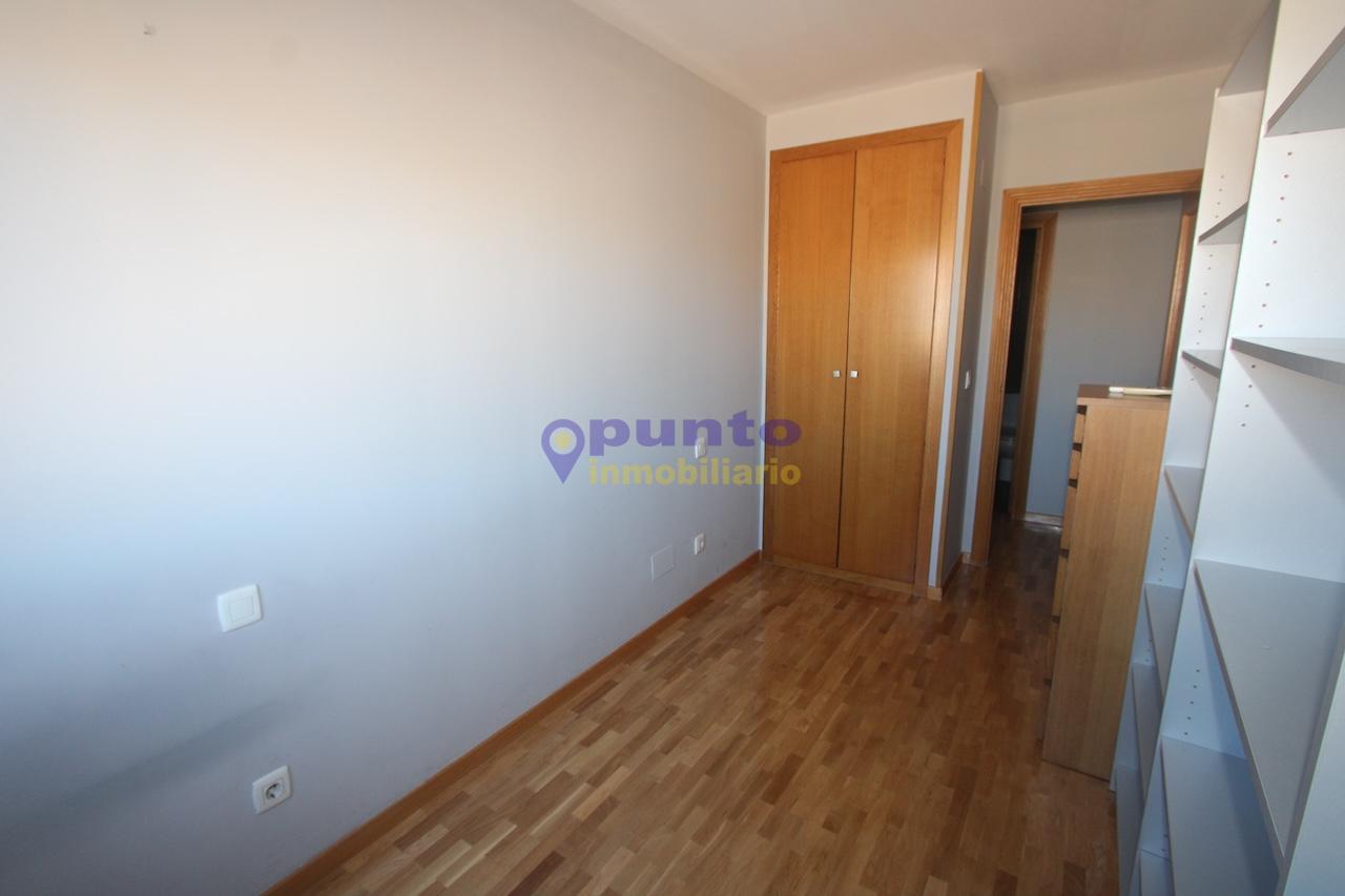 For sale of flat in Torrejón de Ardoz