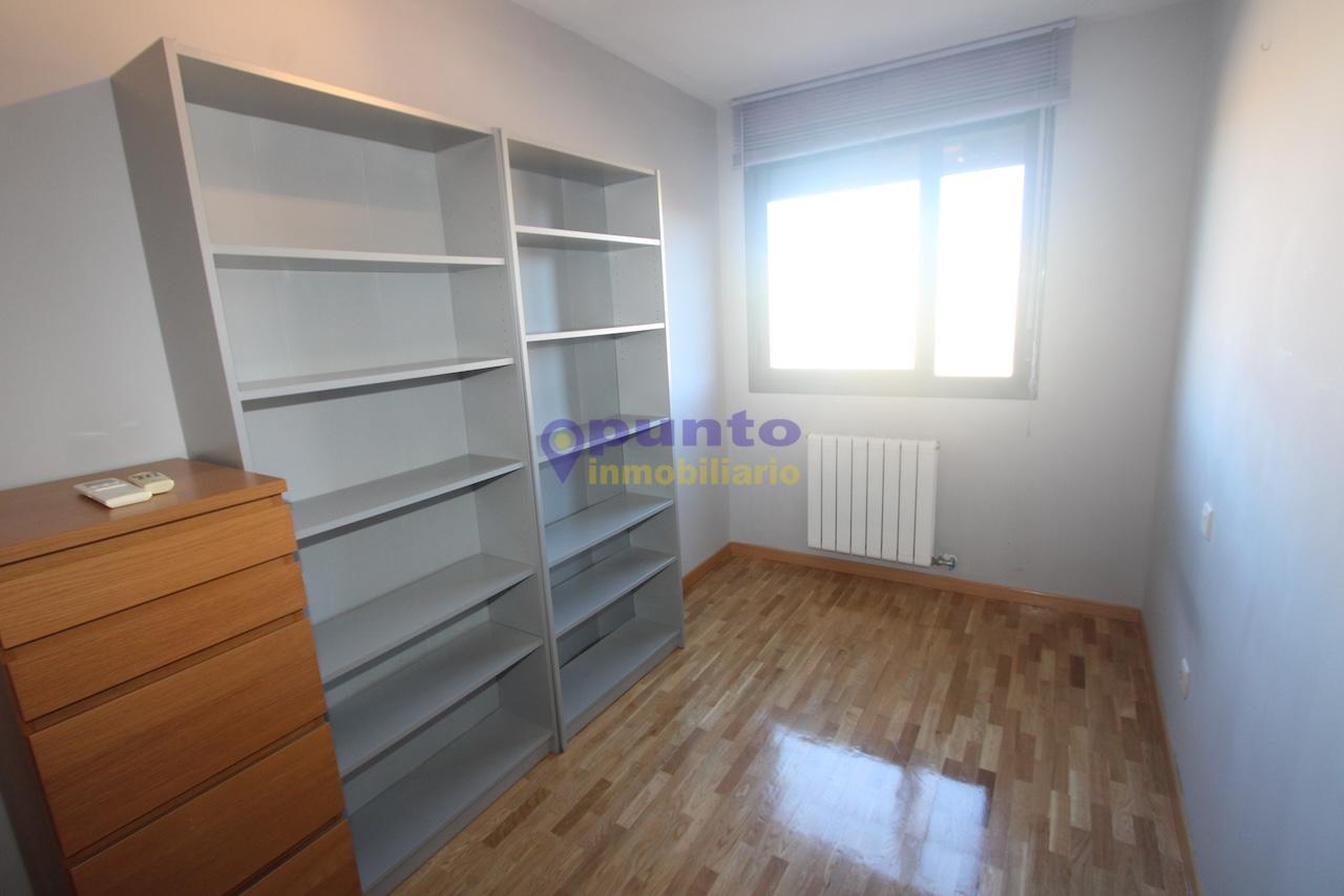 For sale of flat in Torrejón de Ardoz