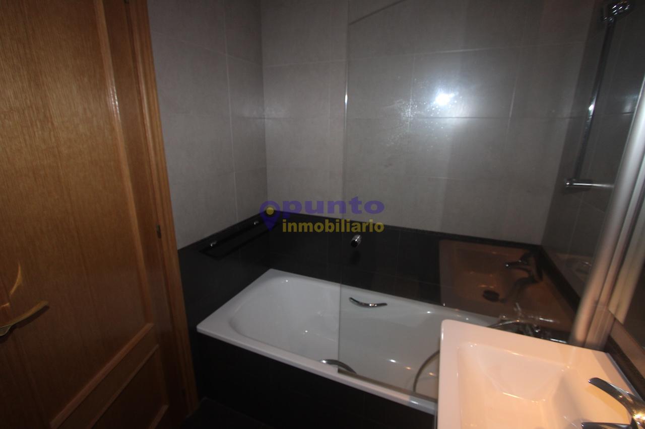 For sale of flat in Torrejón de Ardoz