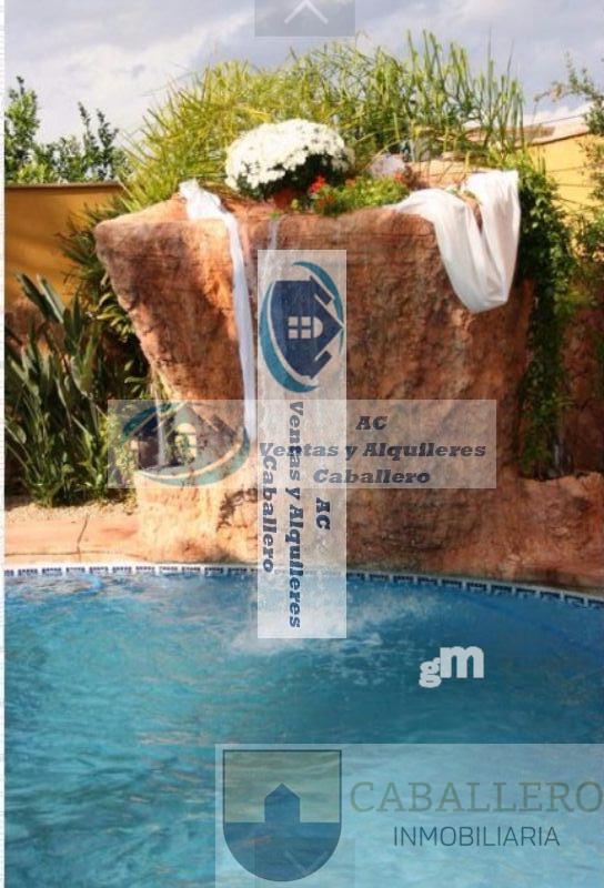 For sale of chalet in Murcia