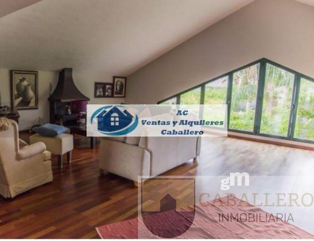 For sale of chalet in Murcia