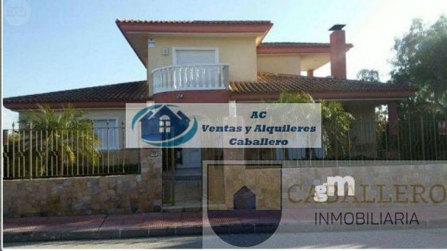 For sale of chalet in Murcia