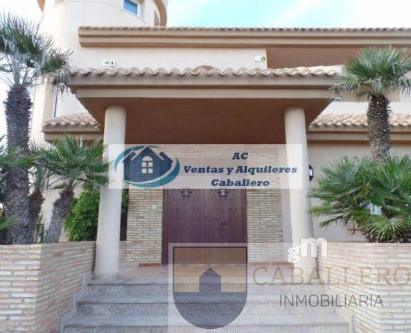 For sale of chalet in Murcia