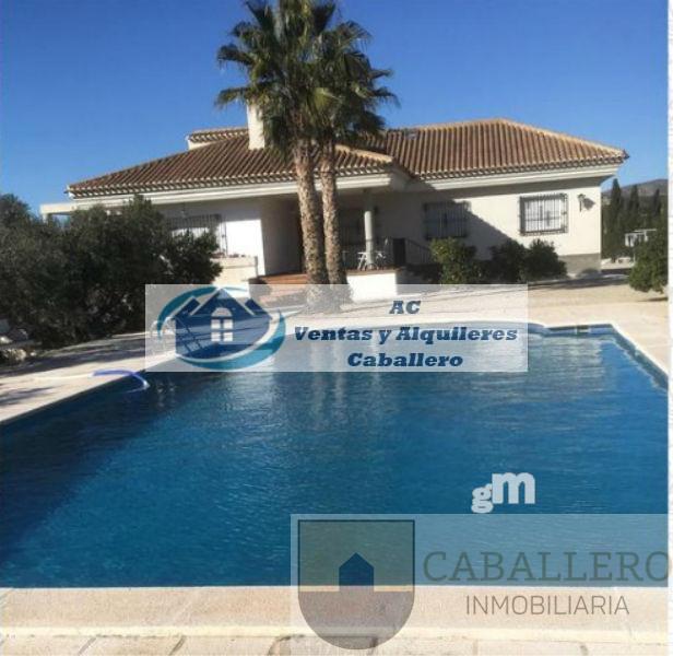 For sale of chalet in Cieza