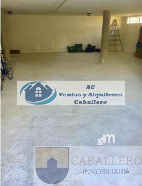 For sale of chalet in Cieza