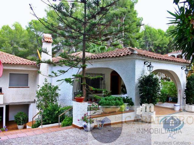 For sale of chalet in Murcia