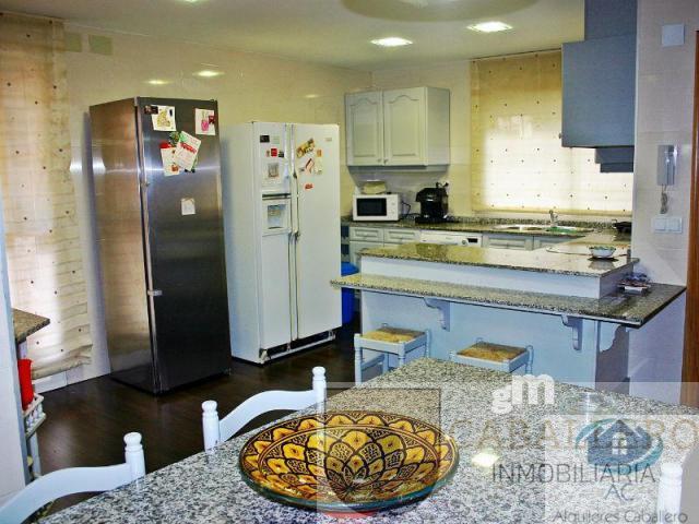 For sale of chalet in Murcia
