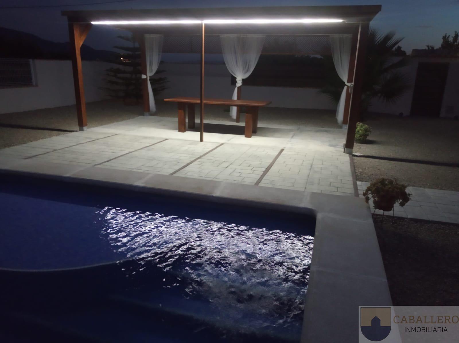 For sale of chalet in Murcia