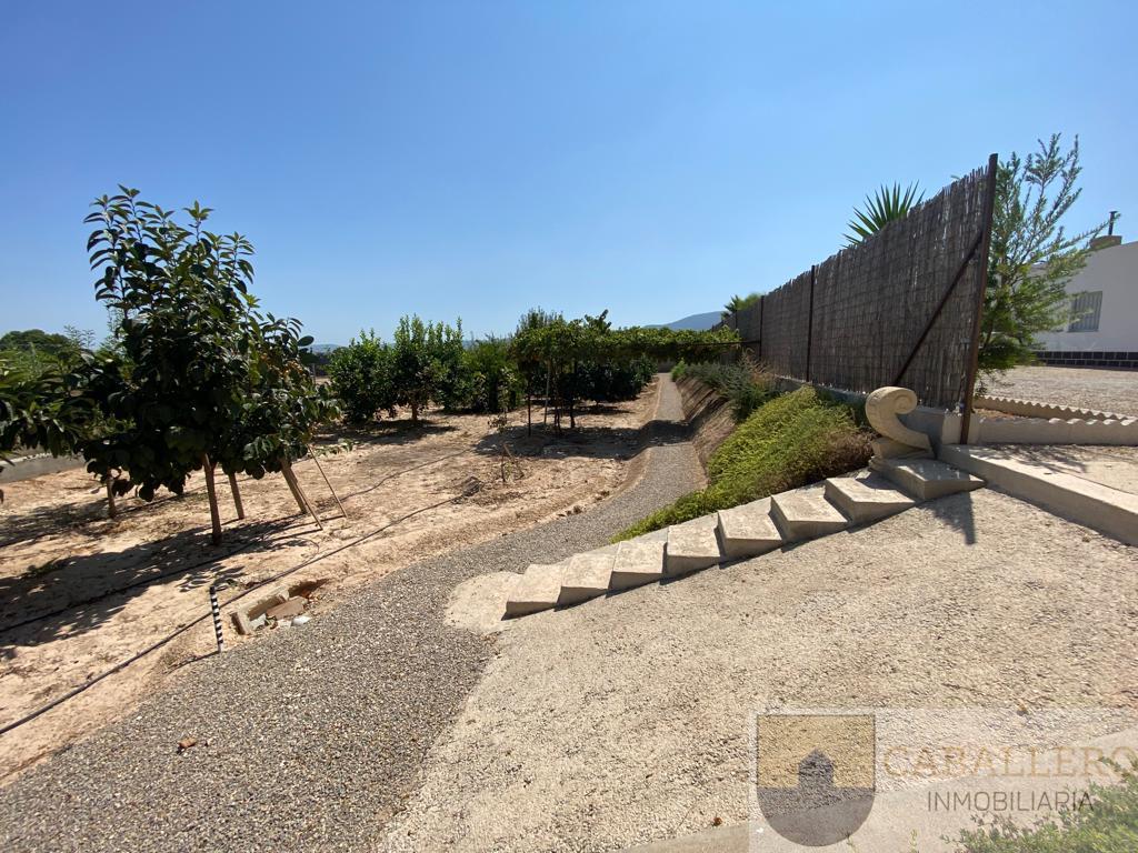 For sale of chalet in Murcia