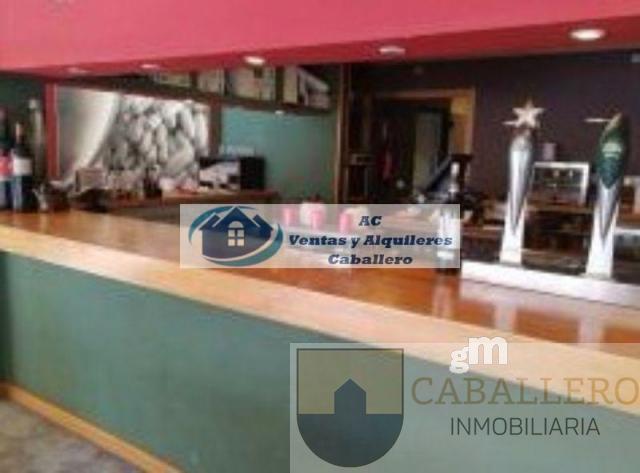 For share of commercial in Murcia