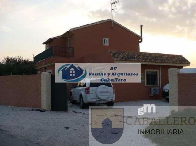 For sale of chalet in Murcia