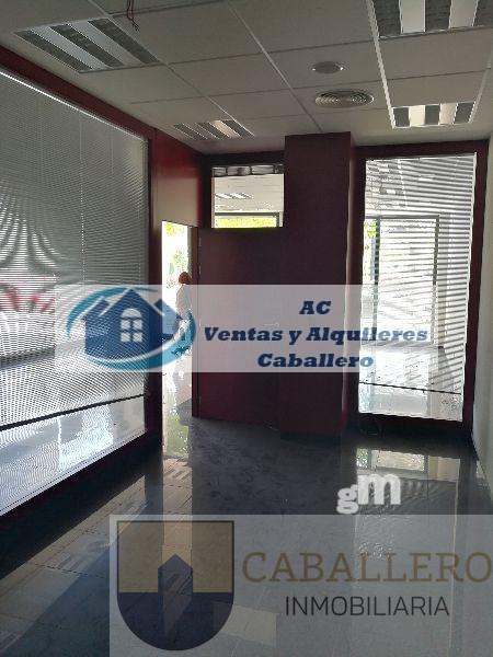 For rent of commercial in Murcia