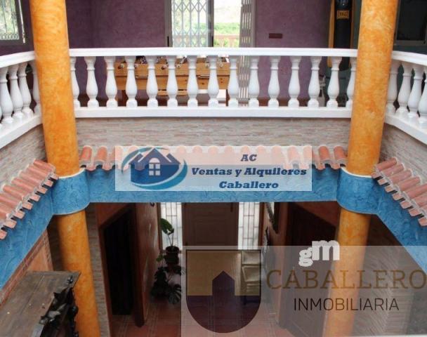 For sale of chalet in Murcia