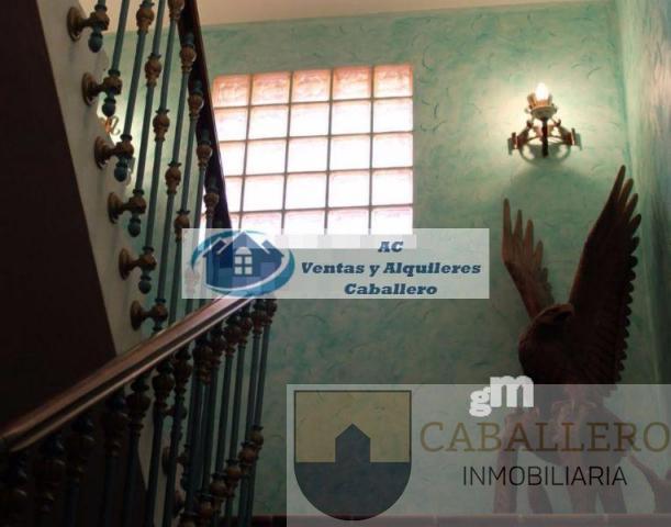 For sale of chalet in Murcia