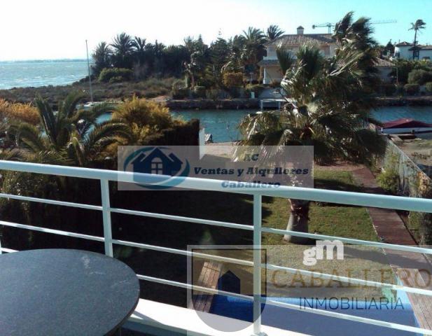 For sale of chalet in La Manga del Mar Menor