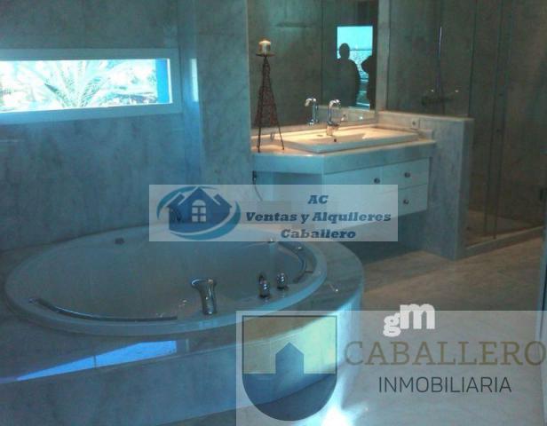 Venta de chalet en La Manga del Mar Menor