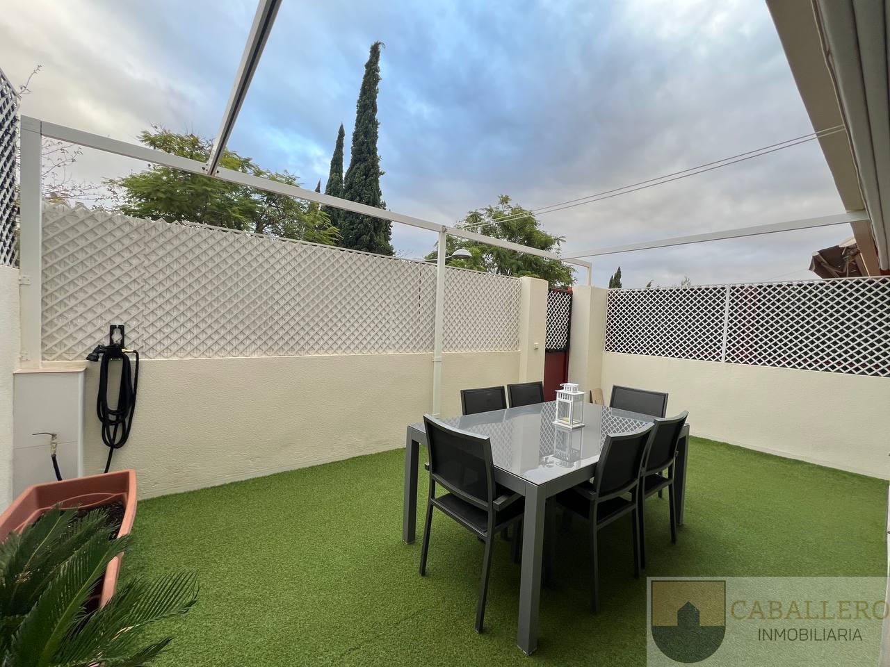 For sale of duplex in Murcia