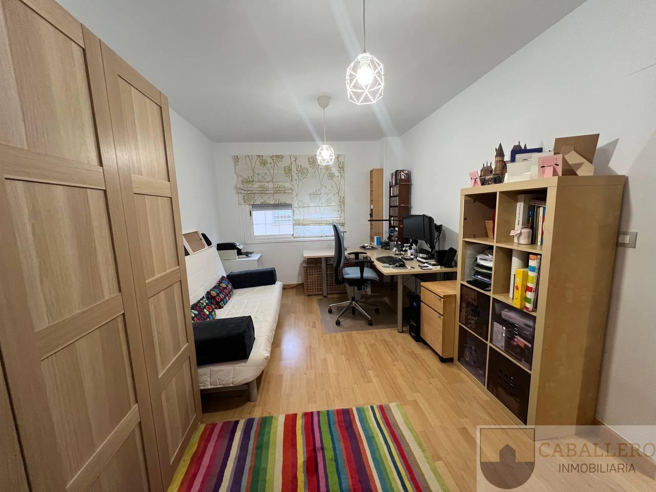 For sale of duplex in Murcia