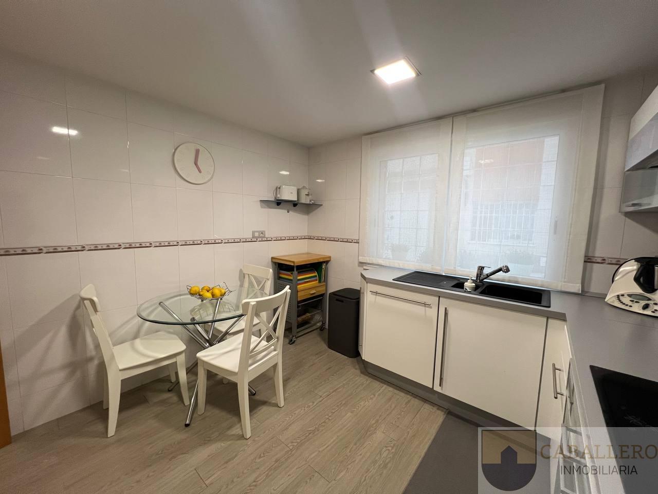 For sale of duplex in Murcia