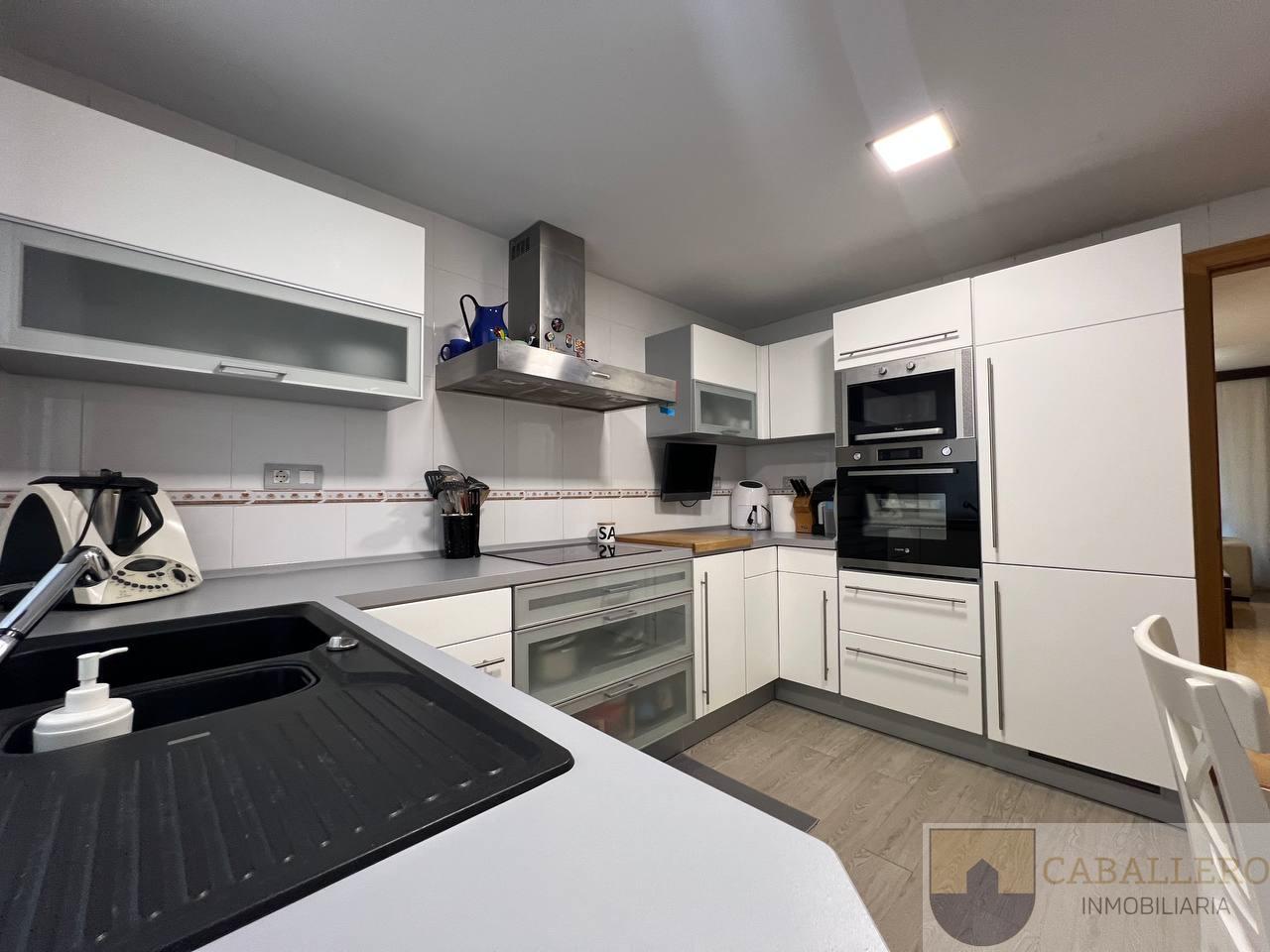 For sale of duplex in Murcia
