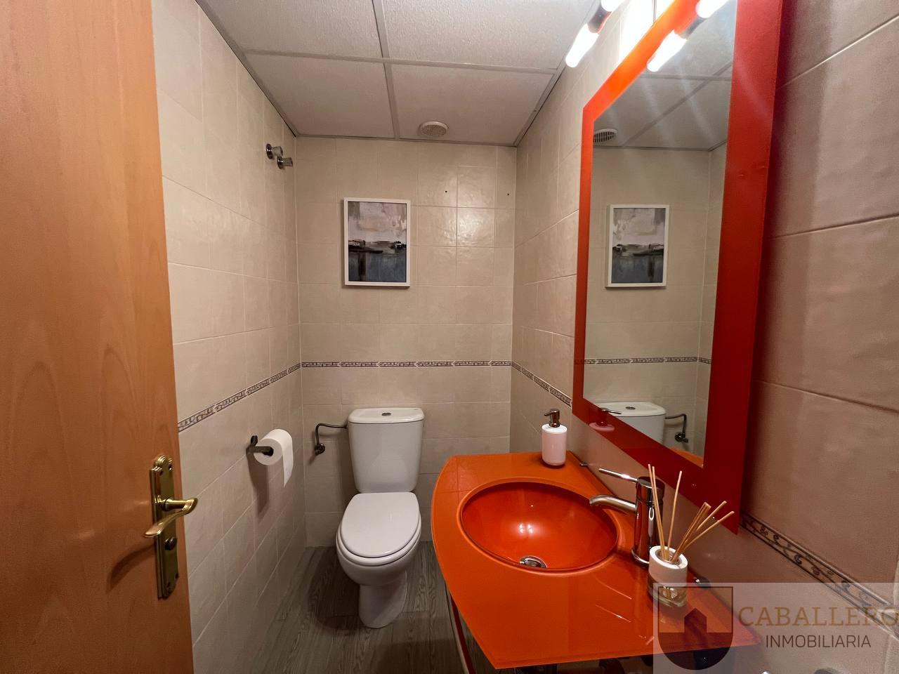For sale of duplex in Murcia