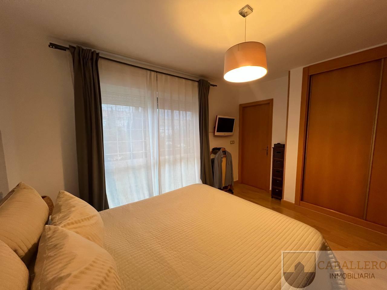 For sale of duplex in Murcia