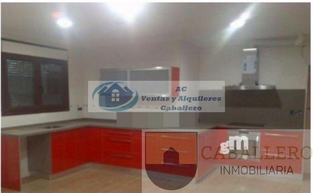 For sale of chalet in Murcia