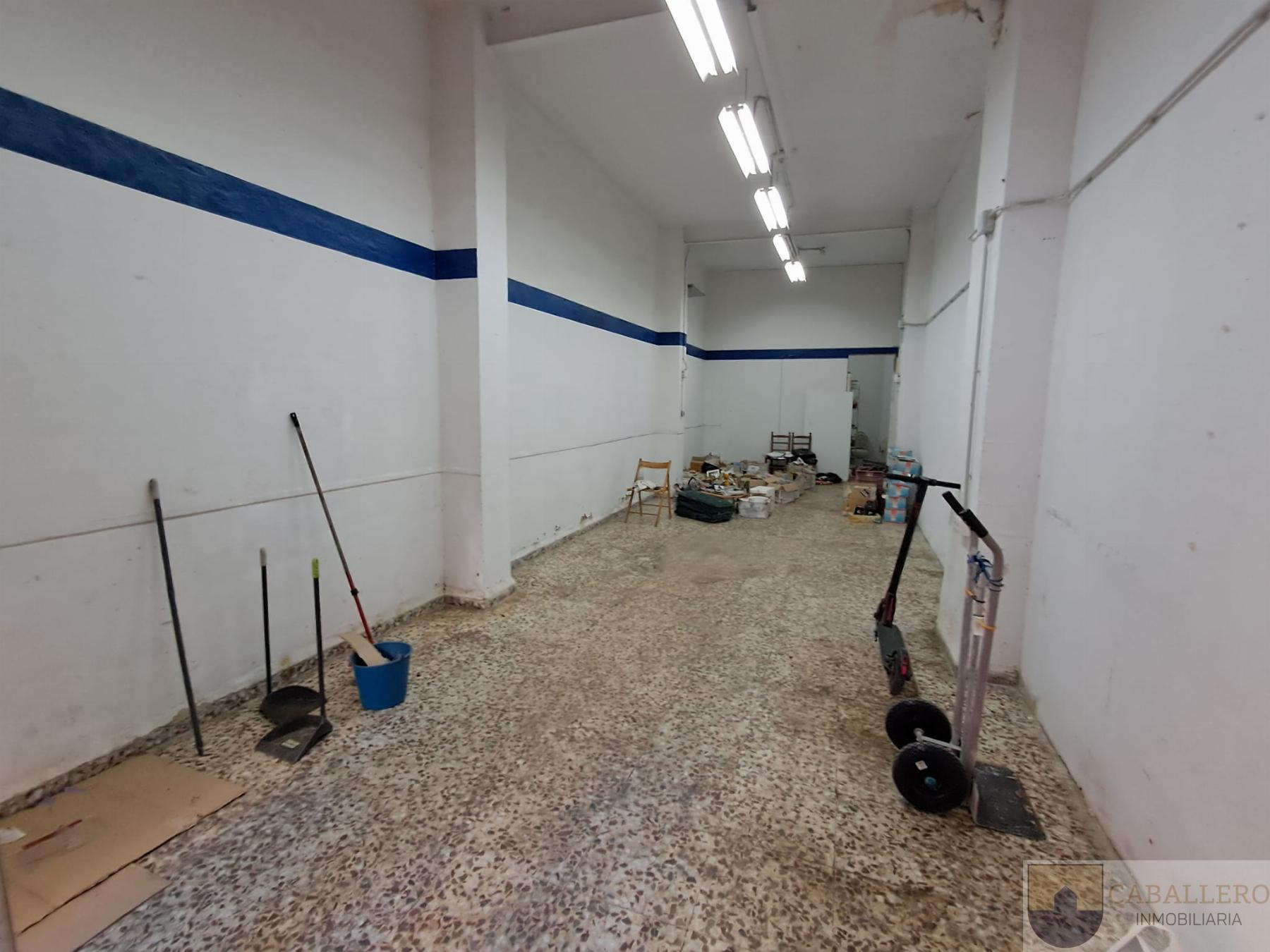 For rent of commercial in Murcia
