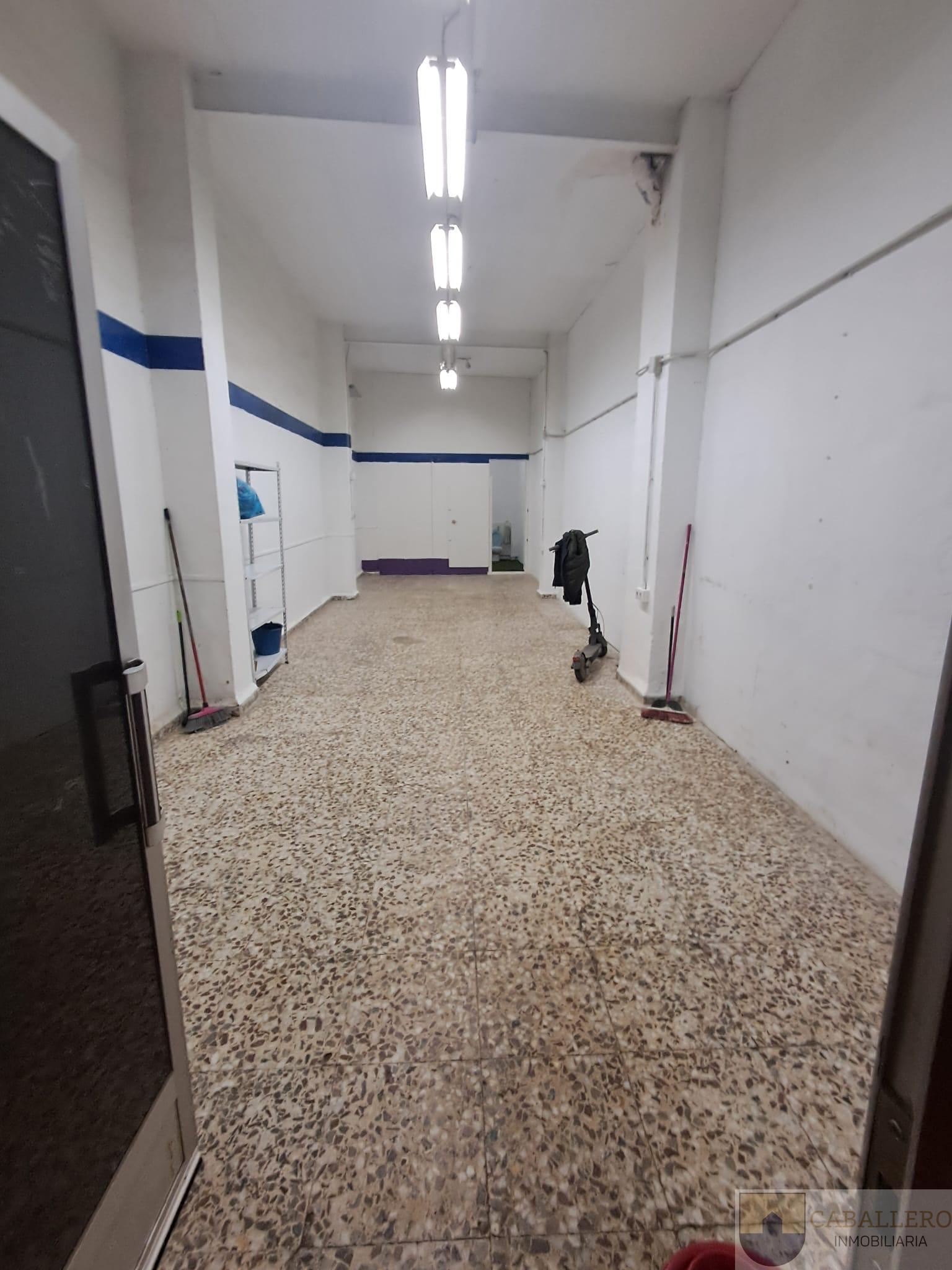 For rent of premises in Murcia